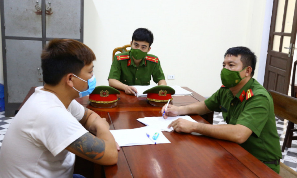 Tạm giam đối tượng thông chốt, tấn công cán bộ Công an
