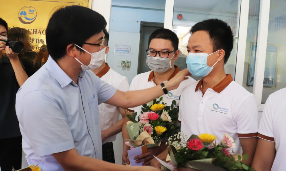 Quang Ninh doctors and nurses volunteer to help deal with Binh Duong’s outbreak