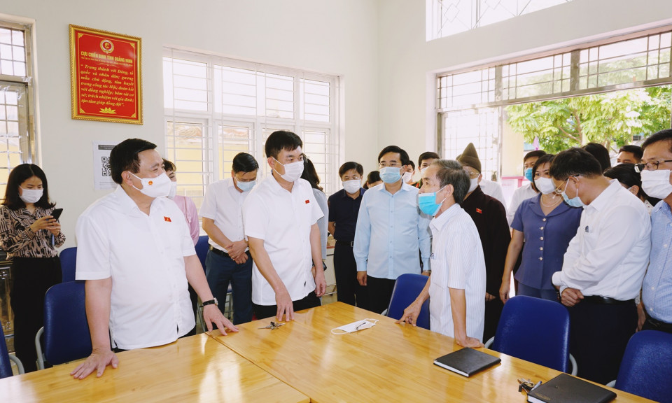 Đoàn ĐBQH tỉnh giám sát công tác phòng chống dịch Covid-19 tại Cẩm Phả