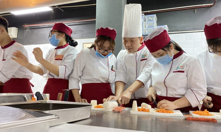 Các trường cao đẳng, trung cấp linh động tuyển sinh 