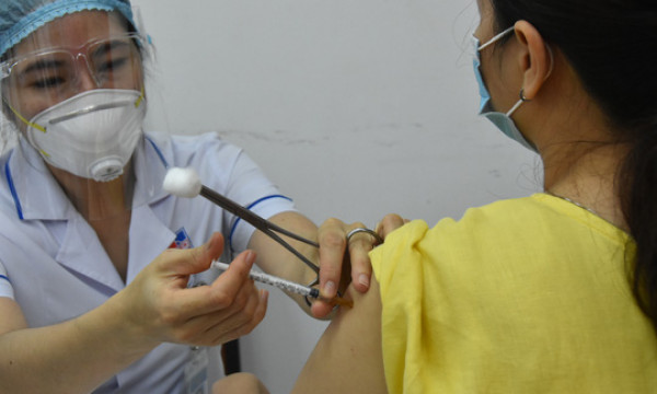 10 việc cần làm và cần tránh trước khi tiêm vắc xin COVID-19