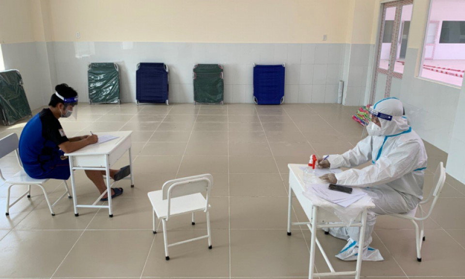 Mạo danh bác sĩ “duyệt” cho tất cả F0 ở khu cách ly về nhà