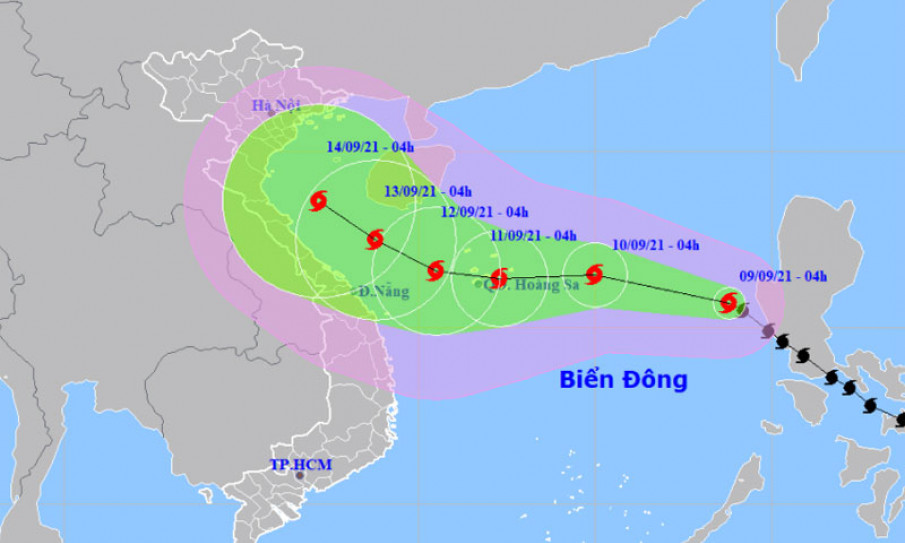 Bão số 5 di chuyển nhanh và tiếp tục mạnh lên