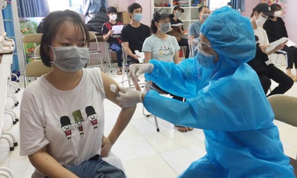 Trưa 13/9, Hà Nội thêm 15 ca nhiễm, toàn thành phố đã tiêm hơn 4,6 triệu liều vaccine