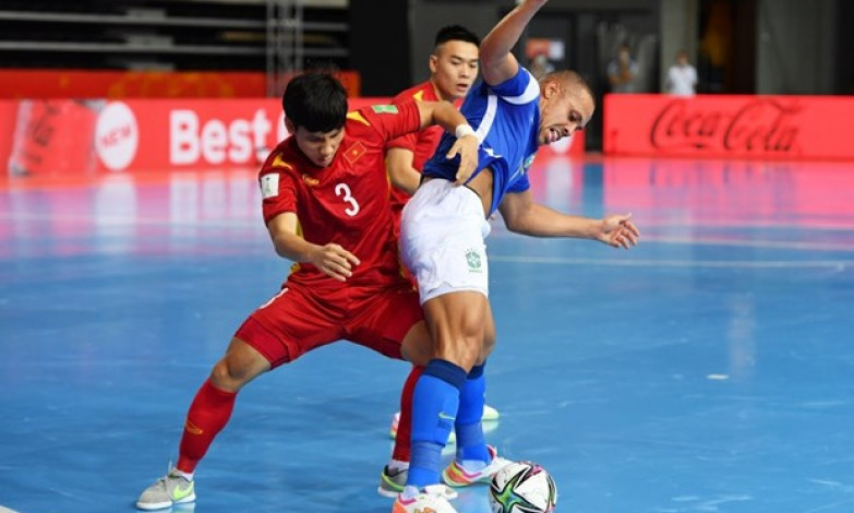 Tuyển futsal Việt Nam thua ứng viên vô địch Brazil ở Futsal World Cup