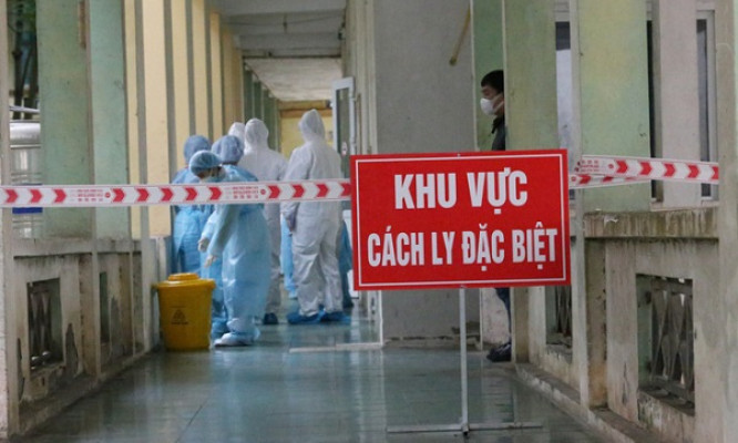 Gần 1.100 ca COVID-19 nặng đang thở máy và ECMO; Người tiêm đủ 2 mũi vaccine ở Long An được đi lại thế nào?