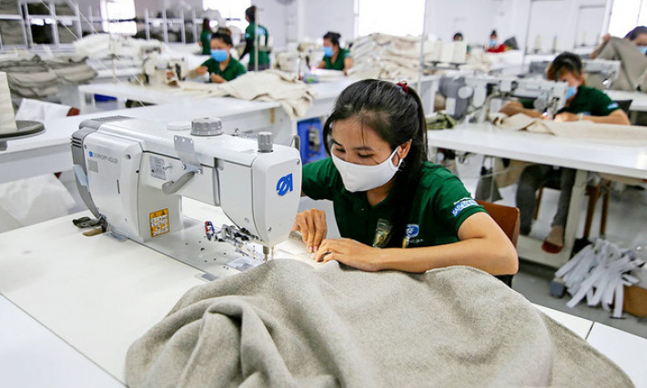 Nghị quyết 105 hỗ trợ doanh nghiệp "vượt" dịch COVID-19