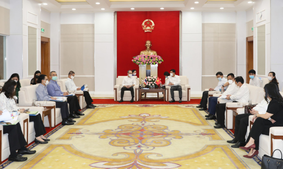 Quang Ninh committed to creating favorable conditions for investors