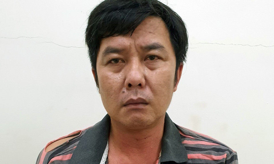 Gã đàn ông say rượu cầm dao đâm đại úy công an ở Cần Thơ