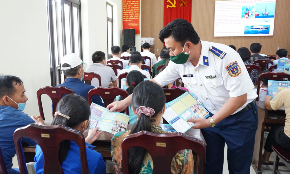 Bảo vệ và phát triển nguồn lợi thủy sản