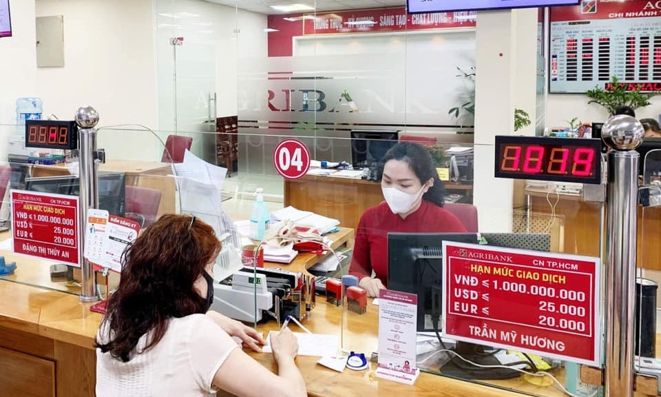 Hỗ trợ tín dụng, giảm lãi suất cho vay