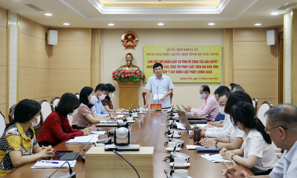 Đoàn ĐBQH tỉnh làm việc với Đoàn Luật sư tỉnh