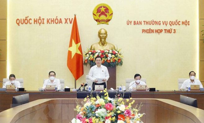 Bế mạc Phiên họp thứ ba của Ủy ban Thường vụ Quốc hội
