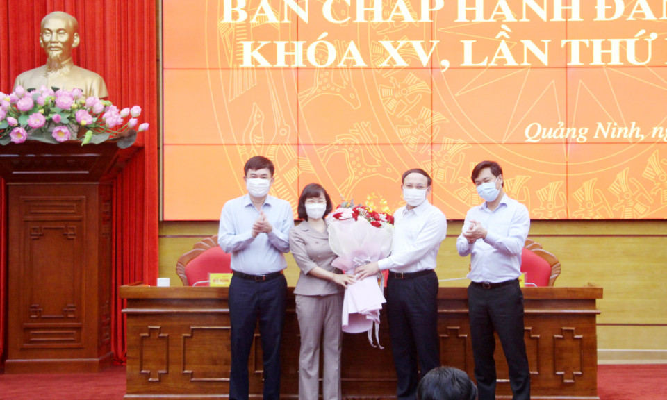 Quảng Ninh xây dựng đội ngũ cán bộ ngang tầm nhiệm vụ 