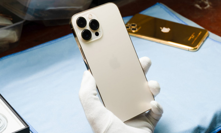Hình ảnh "mổ bụng" chiếc iPhone 13 Pro Max, bên trong chiếc smartphone xịn xò này có gì?