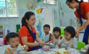 Giáo viên mầm non không đóng BHXH có được hỗ trợ do mất việc?