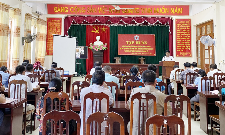 Tập huấn nâng cao nhận thức cộng đồng về quản lý rủi ro thiên tai