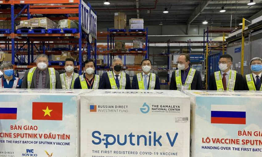 740.000 liều vaccine Sputnik V về Việt Nam