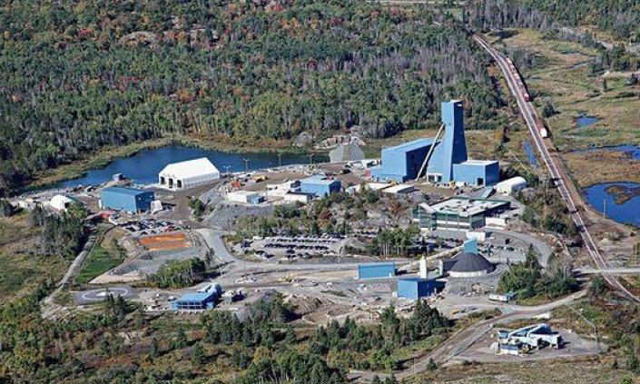 Canada giải cứu được phần lớn thợ mỏ bị mắc kẹt dưới lòng đất
