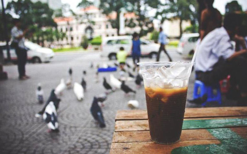 Ho Chi Minh City among Top destinations to enjoy a coffee not to missed. (Photo: booking.com)