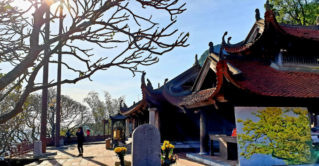The pagoda of Hoa Yen
