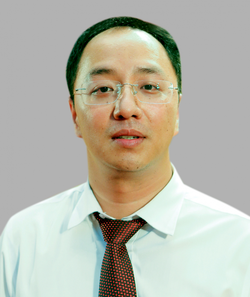 Đ/c Nguyễn Việt Hùng, Phó Giám đốc