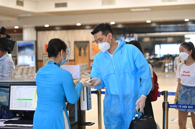 A number of domestic flights have resumed on a pilot basis. Photo chinhphu.vn