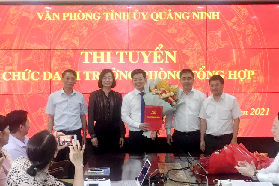 Văn phòng Tỉnh ủy tổ chức thi tuyển chức danh Trưởng phòng Tổng hợp.