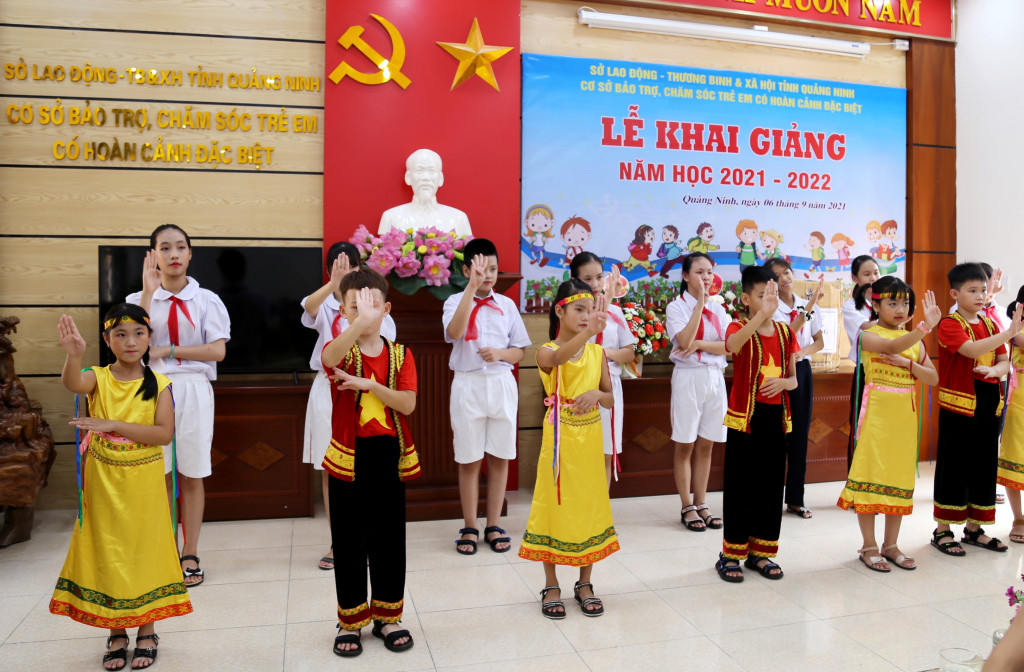 Bảo vệ trẻ em trước dịch bệnh luôn được tỉnh Quảng Ninh quan tâm.