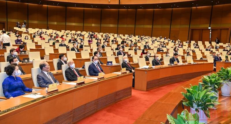 Senior leaders attend the opening ceremony. (Photo: NDO)