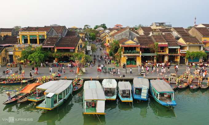 Tourists in Hoi An ancient town in Quang Nam Province in early April 2021, before the fourth wave of Covid hit.