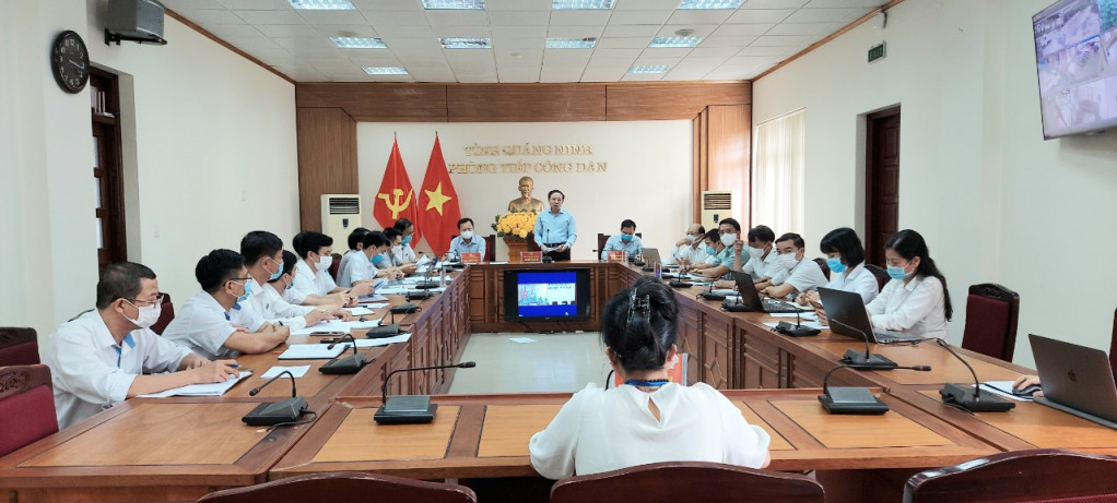 Đồng chí Nguyễn Xuân Ký, Ủy viên Trung ương Đảng, Bí thư Tỉnh ủy, Chủ tịch HĐND tỉnh, tiếp công dân định kỳ.