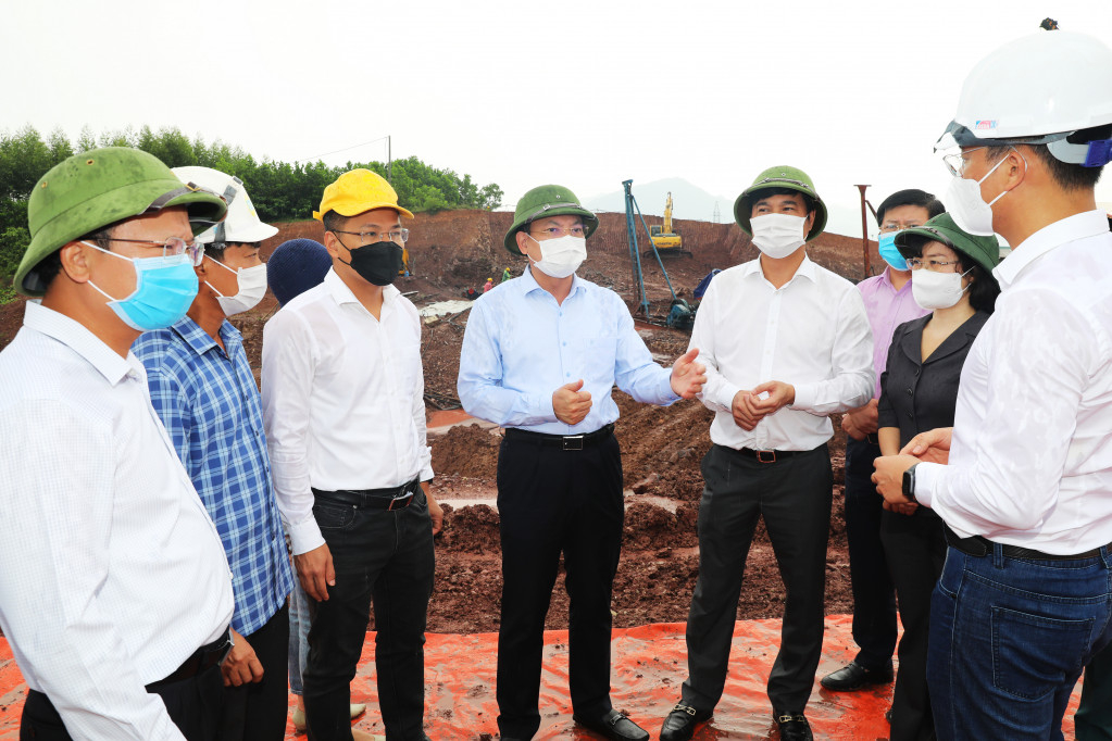 Lãnh đạo Trung ương và tỉnh bấm nút khởi công Khởi công Dự án Khu đô thị phức hợp Hạ Long Xanh