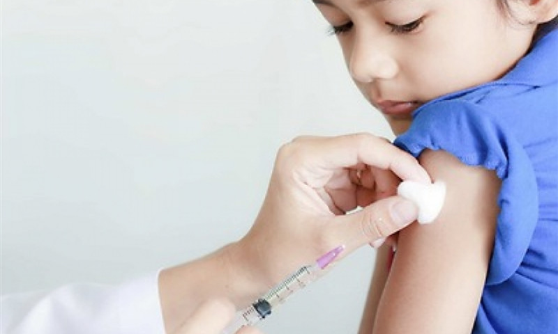Có nên trì hoãn tiêm phòng các bệnh khác trong dịch COVID-19?