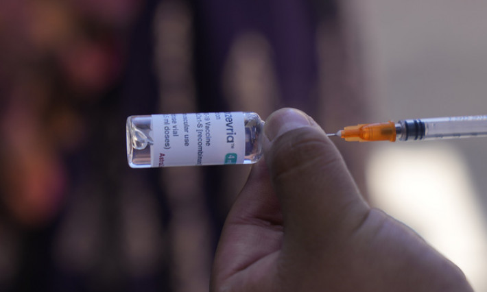 Vaccine AstraZeneca ngăn ngừa biến chứng COVID-19 nặng
