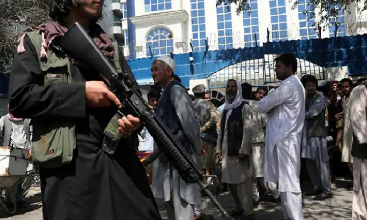Taliban triển khai lực lượng đánh bom liều chết ở biên giới