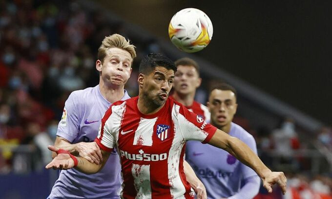 Suarez nhấn chìm Barca