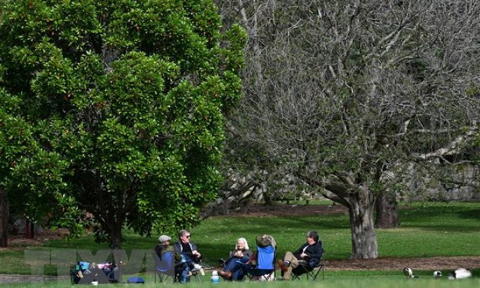 Dịch bệnh ở Australia có tín hiệu giảm, New Zealand gia hạn phong tỏa
