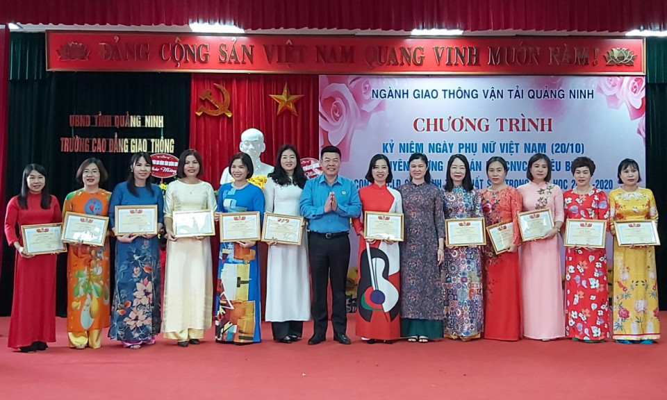 Giỏi việc nước, đảm việc nhà