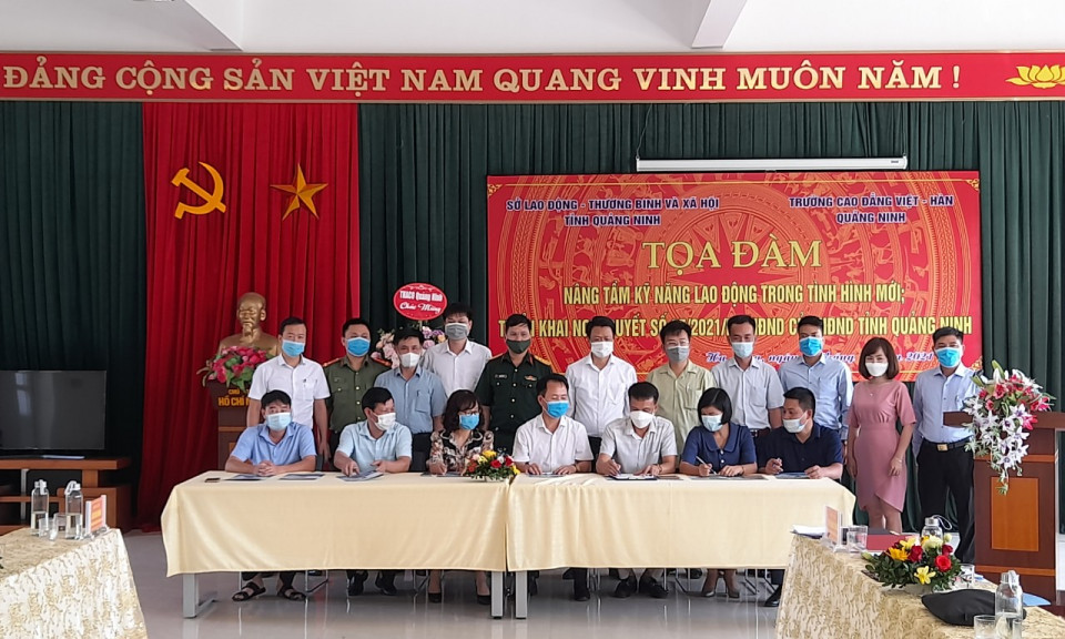 Tọa đàm nâng tầm kỹ năng trong tình hình mới