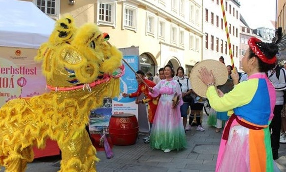 Vietnam leaves impression at multicultural festival in German city