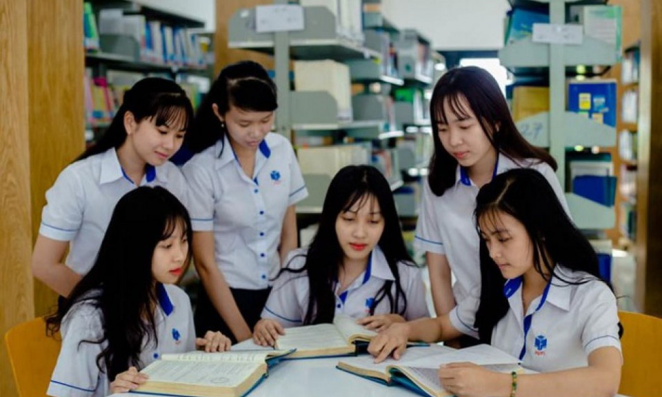 Tuyển sinh vượt chỉ tiêu, trường đại học sẽ bị phạt