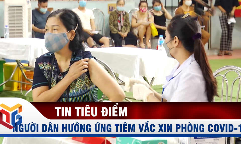 Người dân hưởng ứng tiêm chủng vắc xin phòng Covid-19