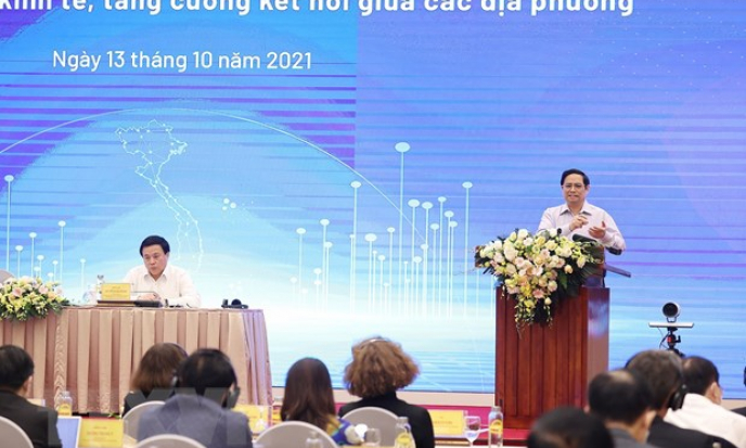 Viet Nam persists with pandemic countermeasures, maintains macro-economy