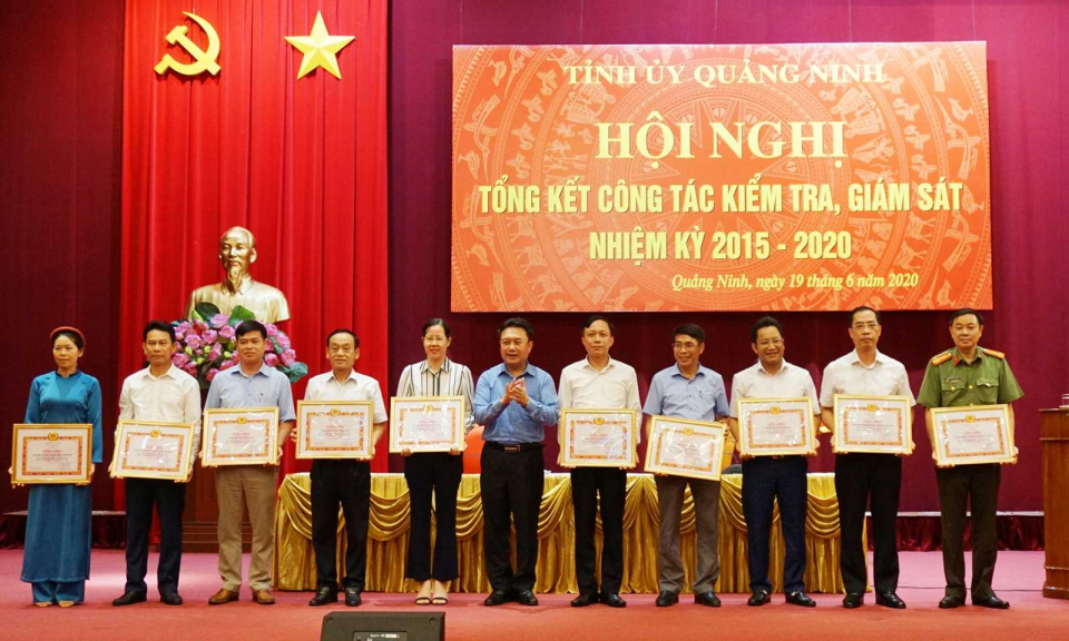 Góp phần quan trọng xây dựng Đảng trong sạch, vững mạnh