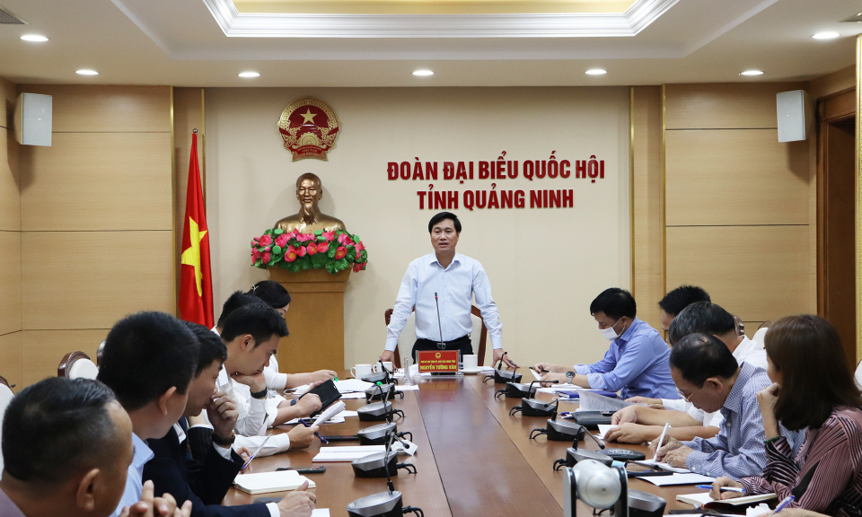 UBND tỉnh họp bàn biện pháp đón du khách ngoại tỉnh trong điều kiện “an toàn, chủ động”