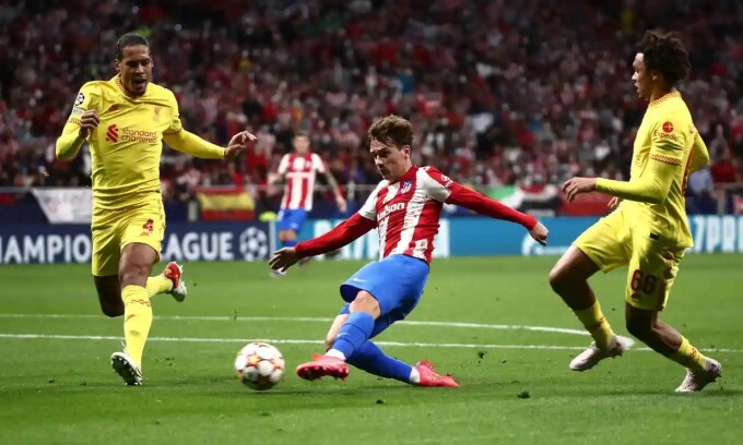 Atletico thua Liverpool khi Griezmann nhận thẻ đỏ