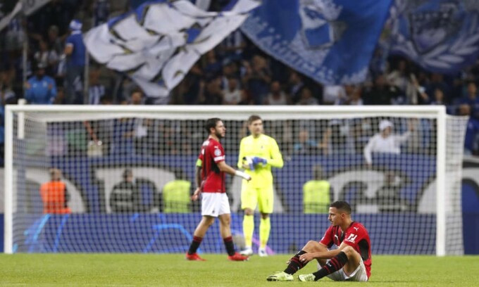 Milan thua trận thứ ba liên tiếp tại Champions League