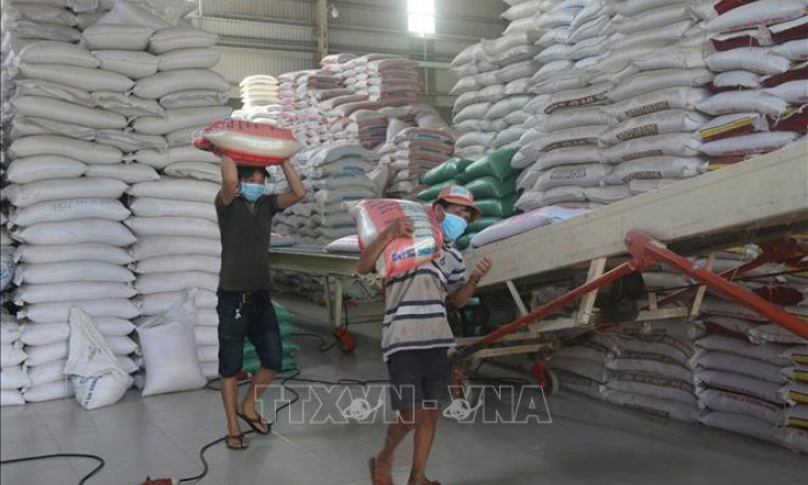 Các doanh nghiệp khôi phục sản xuất phải bảo đảm kiểm soát dịch COVID-19