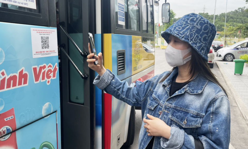 Vận tải hành khách liên tỉnh dè dặt hoạt động trở lại